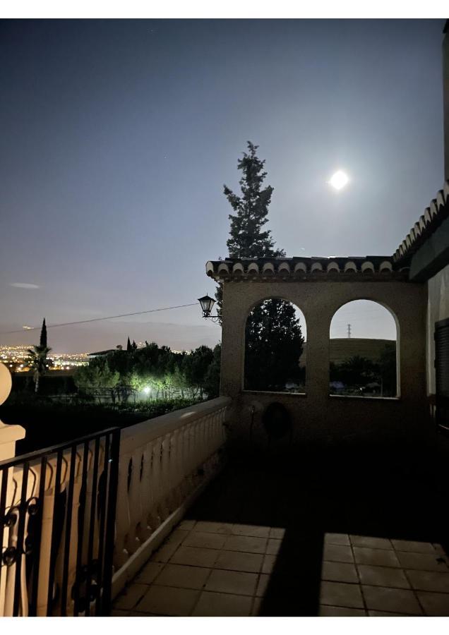 Granada Sights Villa