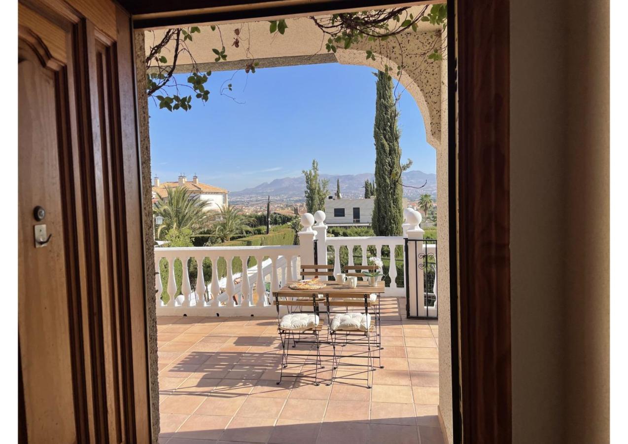 Villa Granada Sights